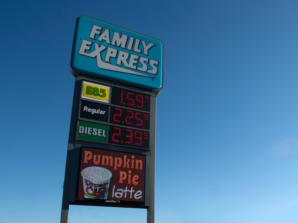 Family Express; 16mm, 4'5" x 5'3", Lafayette, IN